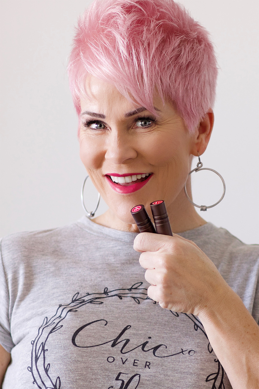 Lipstick Junkie! Chic Over 50