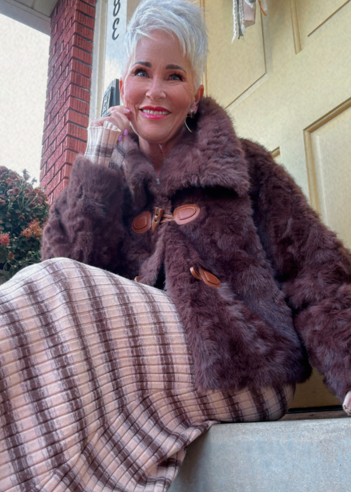 FAUX FUR OR NO?